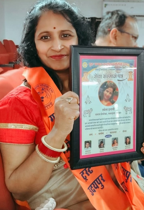 समाज सेविका श्वेता ईनाणी ने 25 बार किया रक्तदान और गर्मियों में आगे आने की अपील 
