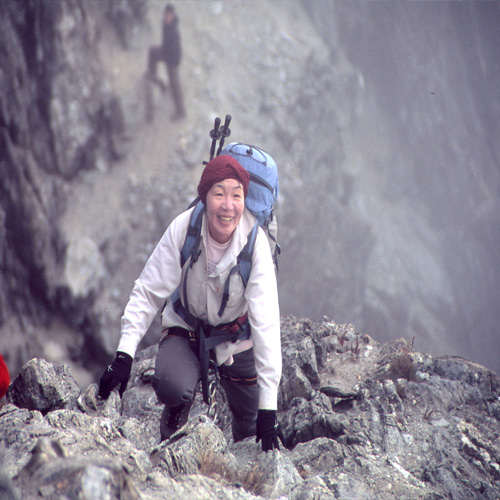 एवरेस्ट पर चढाई करने वाली पहली महिला का निधन