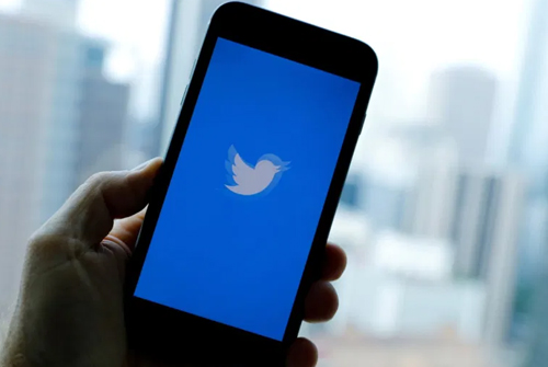 ट्विटर ने सरकार के आदेश के बाद 500 अकाउंट्स के खिलाफ कार्रवाई की