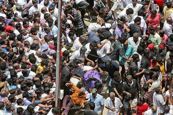 चेन्नई : भगदड़ में 2 की मौत, 35 घायल