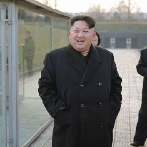 उत्तरी कोरिया ने दो अफसरों को उडाया 