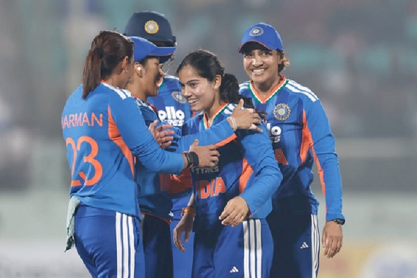 वैष्णवी शर्मा : चंबल से निकलीं अंडर 19 विश्व कप विजेता, जिन्होंने सीनियर टीम में मौका मिलते ही जमाई धाक
