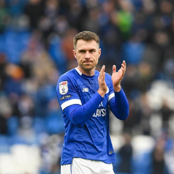 वेल्स के कप्तान एरॉन रैमसे ने प्रोफेशनल फुटबॉल करियर से संन्यास लिया