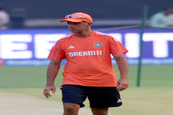 केएल राहुल के लिए टेस्ट में विकेटकीपिंग करना रोमांचक चुनौती: राहुल द्रविड़