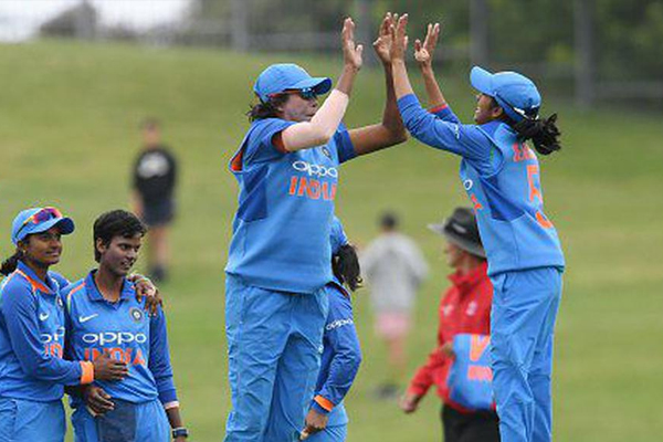 महिला क्रिकेट : न्यूजीलैंड को हराकर भारत ने रचा इतिहास 