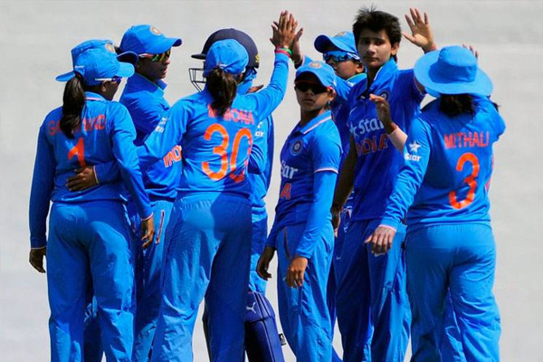 महिला क्रिकेट : भारत ने पाकिस्तान को 7 विकेट से हराया