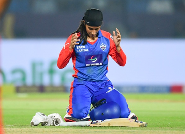 WPL : फाइनल में कैपिटल्स की तिकड़ी का कमाल, आरसीबी को जीत के लिए 204 रन का टारगेट 
