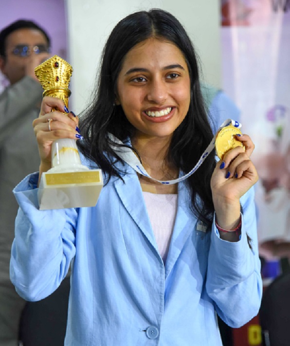 सिंहावलोकन 2025 : दिव्या देशमुख ने रचा इतिहास, डी. गुकेश ने किया निराश, शतरंज में ऐसा रहा साल  