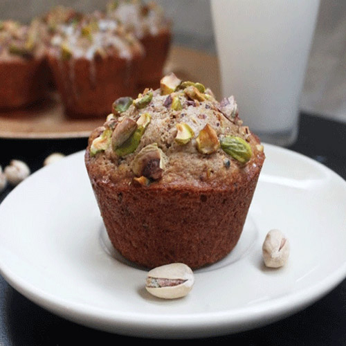 वुमन डे पर खास पिस्ता मफिन्स...Pistachio muffin