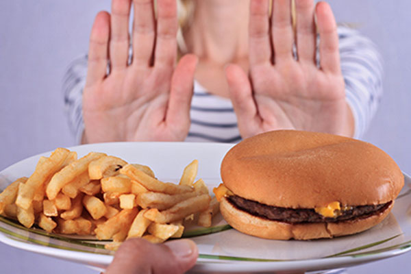 पीरियड्स के समय इन चीजों का न करें सेवन, सेहत हो जाएगी खराब