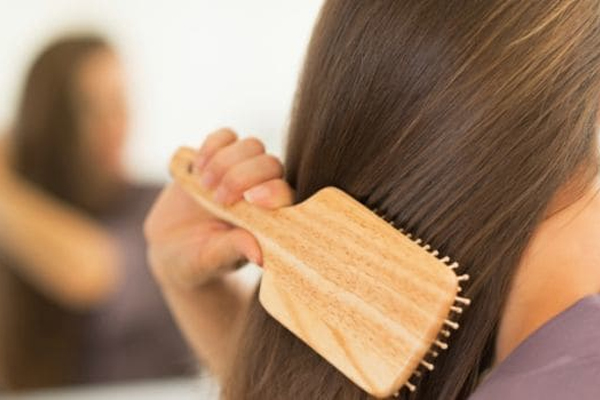 Beauty Tips: इस तरह फटाफट बढ़ेगी बालों की लंबाई, इन दो चीजों का करें इस्तेमाल