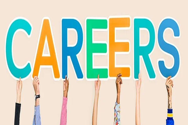 Career Tips: हाथ से चीजें बनाना पसंद है तो क्राफ्ट और हैंडीक्राफ्ट में करियर के नए रास्ते