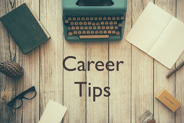 Career Tips: किताबों से प्यार है तो पब्लिशिंग इंडस्ट्री में इन प्रोफाइल्स को जानें