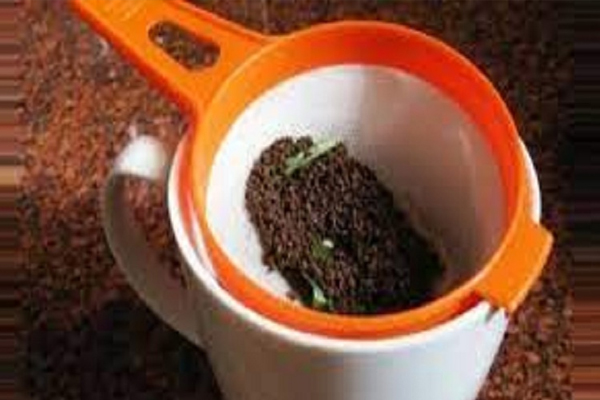 Chai Patti Reuse Tips: चाय बनाने के बाद चाय पत्ती का इस तरह करें रियूज, इस तरह करें इस्तेमाल