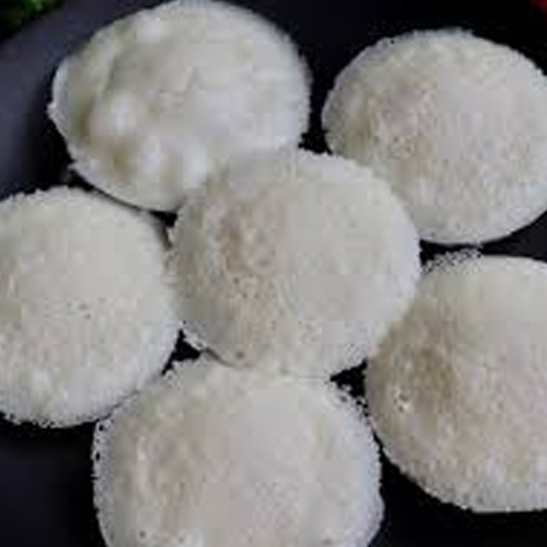 बासी चावल को न करें वेस्ट, बना सकती हैं स्वादिष्ट इडली