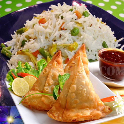 चाय का मजा लें राइस चिली समोसा के साथ -Rice chile samosa 