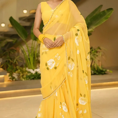 Fashion Tips: सिंपल साड़ी में भी मिलेगा सुपर स्टाइलिश लुक, इन बातों का रखें ध्यान