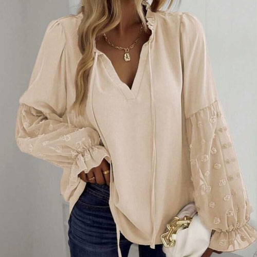 Fashion Tips: गलती से ब्लाउज खरीद लिया है ओवर साइज, तो ये टिप्स आएंगे काम