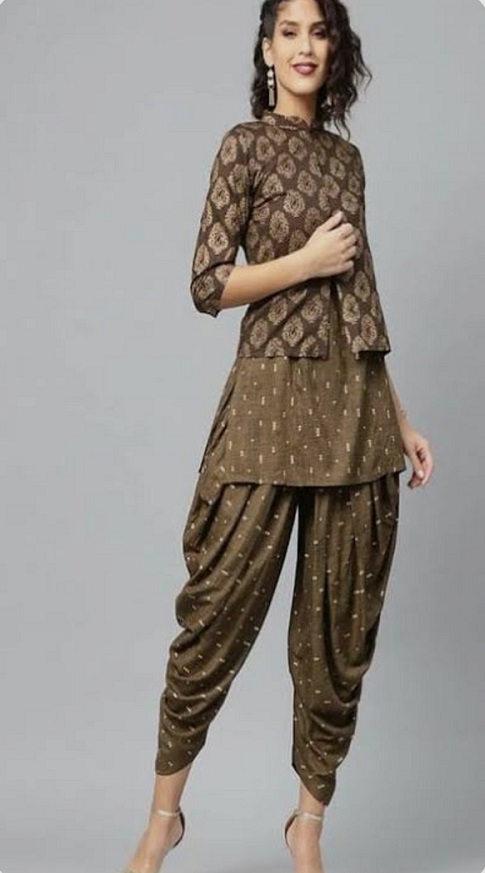 Fashion Trends : स्टाइलिश और आरामदायक है तुर्किश ड्रैप्ड पैंट का नया ट्रेंड