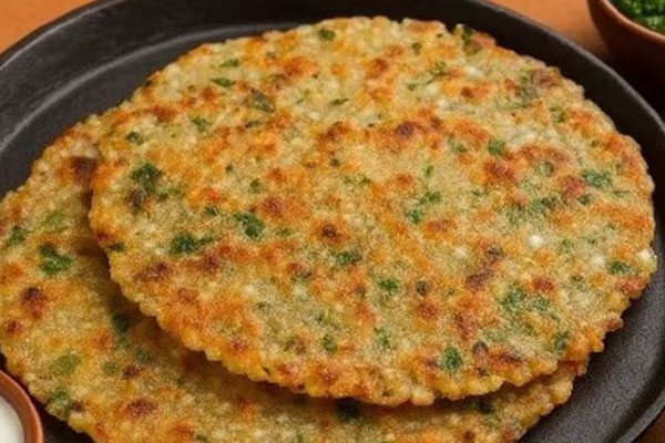 घर आए मेहमानों को खिलाएं मुलायम और स्वादिष्ट साबूदाने का पराठा, ये है रेसिपी