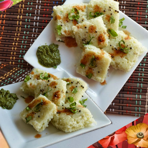 झटपट लें सेहतमंद पोहा ढोकला का मजा- Poha Dhokla 