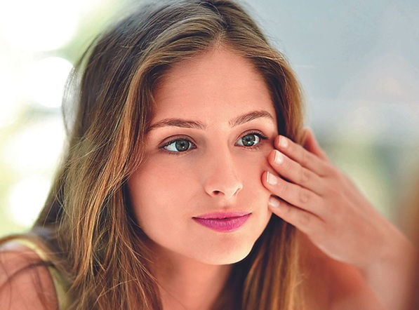 Health Tips : क्या आपके चेहरे पर भी आती है सूजन, सिर्फ ज्यादा नमक नहीं, और भी हो सकते हैं कारण
