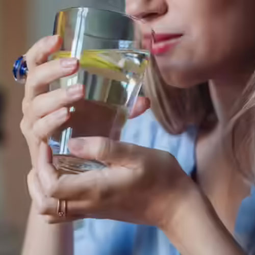 Health Tips: नींबू पानी से कंट्रोल हो जाता है ब्लड प्रेशर, इन तरीकों पर दें ध्यान