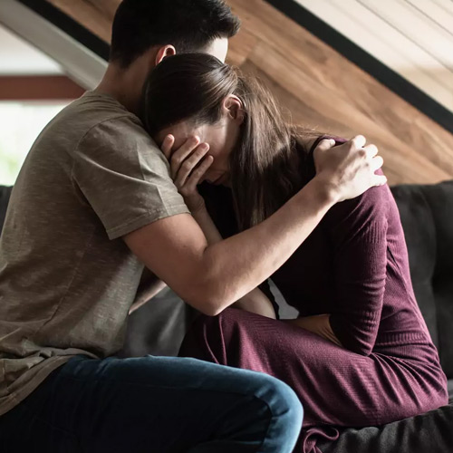 Health Tips: मिसकैरेज के बाद महिलाओं को होती है सही देखभाल की जरूरत