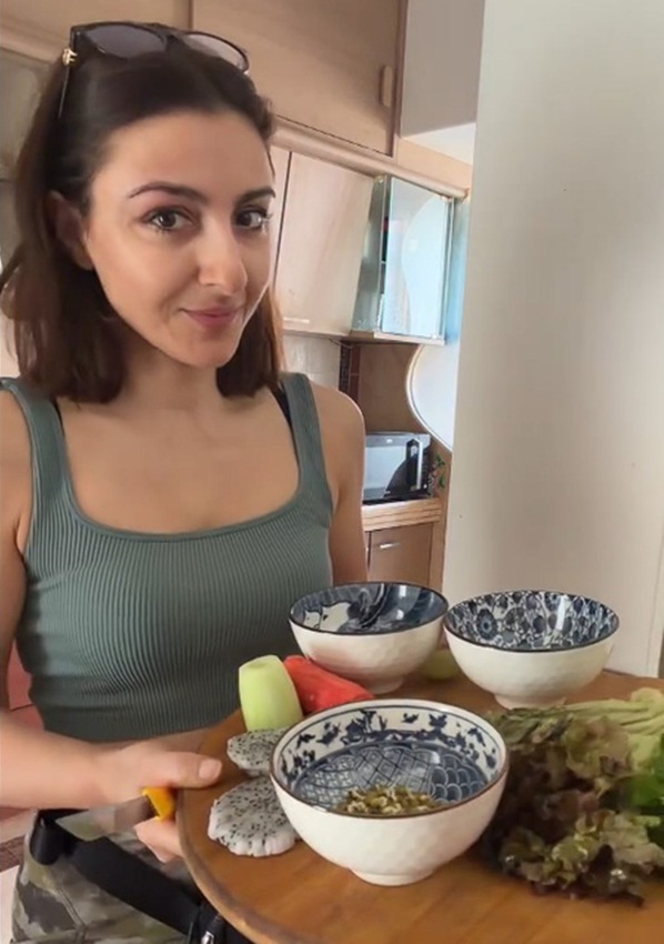 Health Tips: पेरिमेनोपॉज की समस्याओं से ऐसे राहत पाती हैं सोहा अली, बताया कैसे बनाएं हेल्दी ड्रिंक