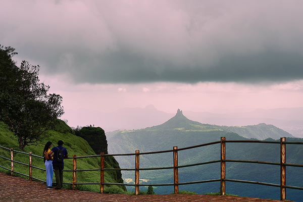 Hill station: मानसून में इन हिल स्टेशन की करें सैर, बारिश का लीजिए मजा