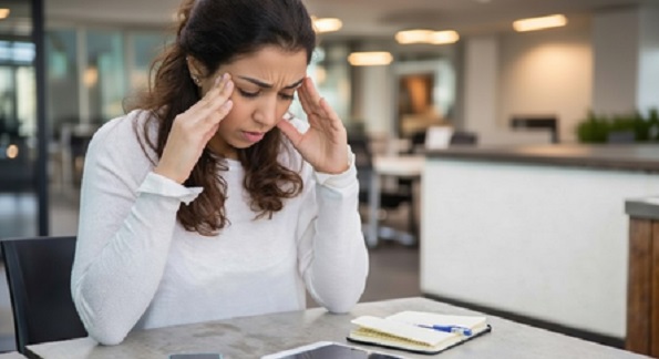 मानसिक स्वास्थ्य कैसे प्रभावित करता है जीवन? आयुर्वेद से जानिए संतुलन का सही तरीका