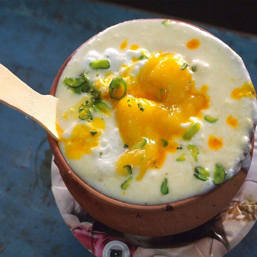 मैंगो लस्सी रेसिपी का टेस्ट कुछ मीठा, कुछ खट्टा- Mango Lassi Recipe