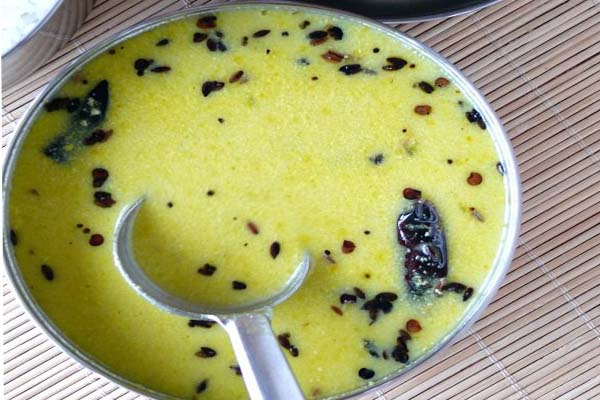 घर पर इस तरह बनाएंButtermilk Rasam...