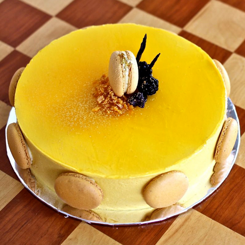 Mango के शौकीनों के लिए टेस्टी मैंगो लेयर केक