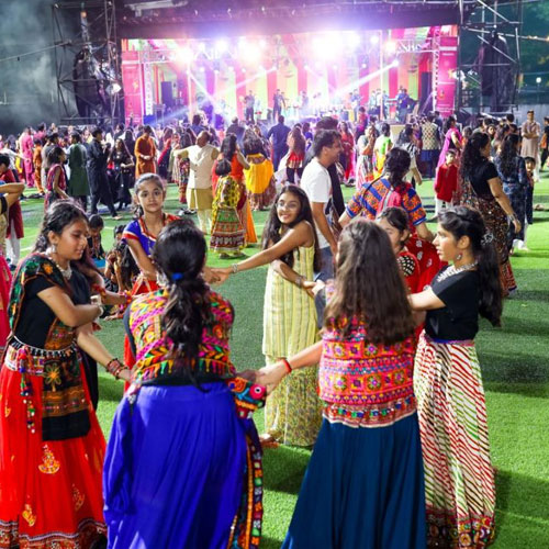 गरबा नाइट का लेना है मजा, तो दिल्ली की इन जगहों पर करें एंजॉय
