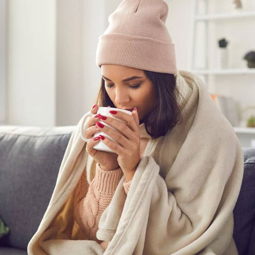 सर्दियों में रूम को रखना है गरम, तो फॉलो करें ये आसान तरीके 