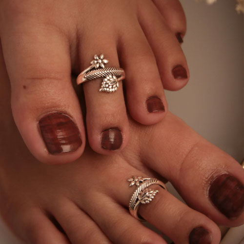 Jewelry Fashion: बिछिया से बढ़े पैरों की खूबसूरती, ट्रेडिशन के साथ ट्रेंड का परफेक्ट मेल