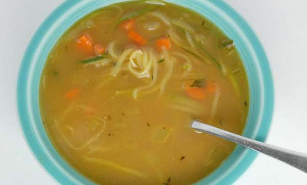 नूडल्स सूप