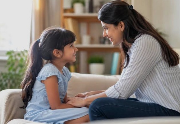Parenting : सुपर-पेरेंटिंग: ये 5 आदतें आपके बच्चे को बनाएंगी स्मार्ट और आत्मनिर्भर
