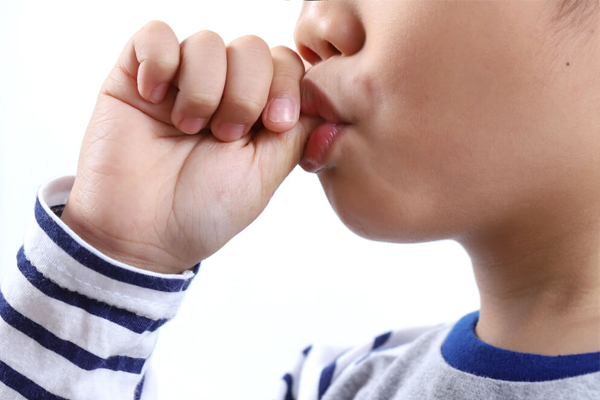 Parenting Tips: क्या आपके बच्चे को भी है अंगूठा चूसने की आदत, तो ऐसे करें कंट्रोल