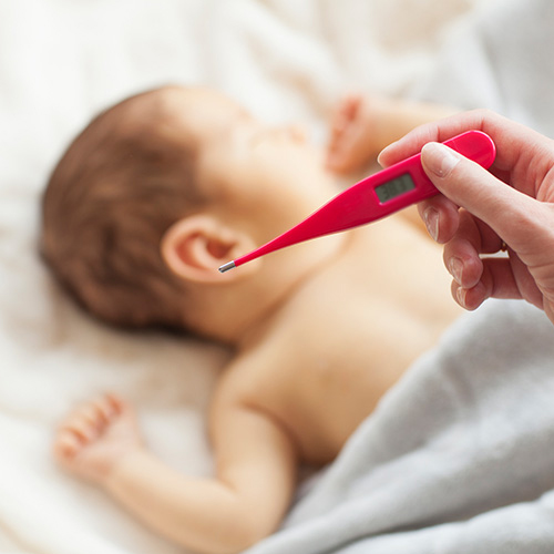 Parenting Tips: न्यू बोर्न बेबी को हो गया है सर्दी जुकाम, तो इस तरह करें देखभाल