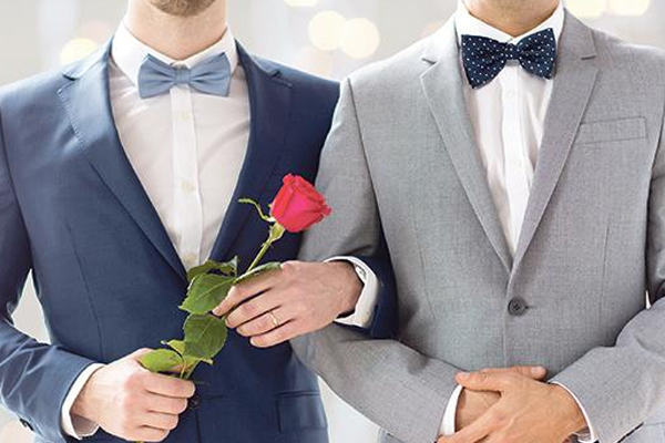 लोग समलैंगिक विवाह को कानूनी मान्यता चाहते हैं : अध्ययन