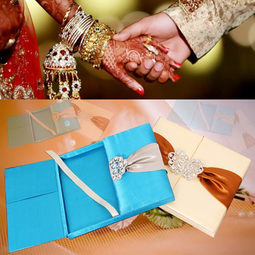 Wedding card को देखकर लोग कहें इस शादी में जरूर जाएं... 