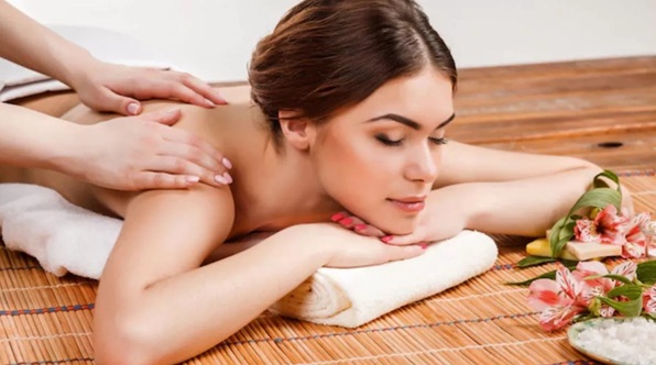 ब्यूटी एक्सपर्ट योगिता के इन खास घरेलू नुस्खों से घर पर करें बॉडी पॉलिशिंग और पाएं सेलिब्रिटी जैसा निखार
