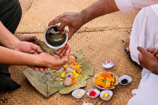 इन जगहों पर करें पिंडदान, पितरों को मिलेगी मुक्ति