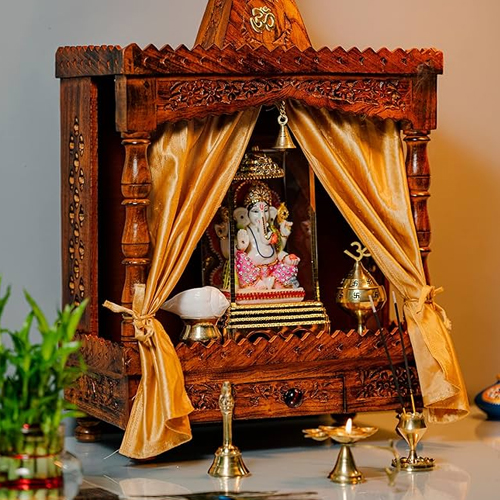 घर के मंदिर में रोज करें ये छोटे-छोटे काम, बनी रहेगी सुख-शांति और सकारात्मक माहौल