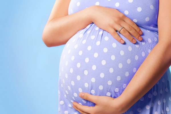 गर्भवती महिलाओं को रहता है नौकरी से निकाले जाने का डर : शोध