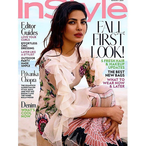 Cover पेज पर Priyanka के Hot लुक्स...