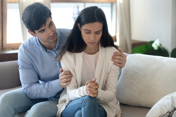 Relationship Tips: लव मैरिज के बाद आ गई है तलाक जैसीनौबत, इस तरह रिश्तेपर दें ध्यान