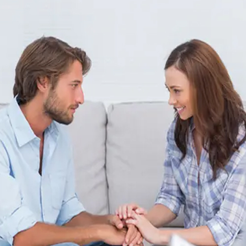 Relationship Tips: पार्टनर से दिल की बात कहना हो रहा है मुश्किल, तो इस तरह करें शुरुआत